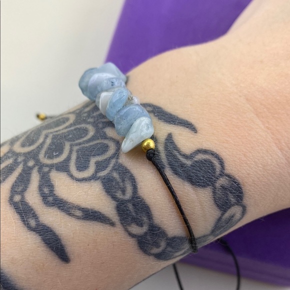 💛 Boho Gold Plated Bead & Blue Stone Adjustable Bracelet - Picture 3 of 3